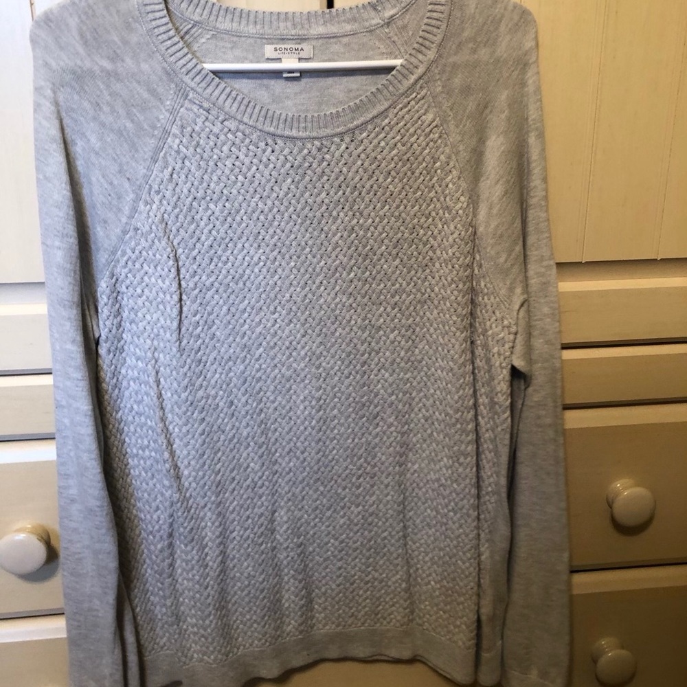 Cream/tan sweater